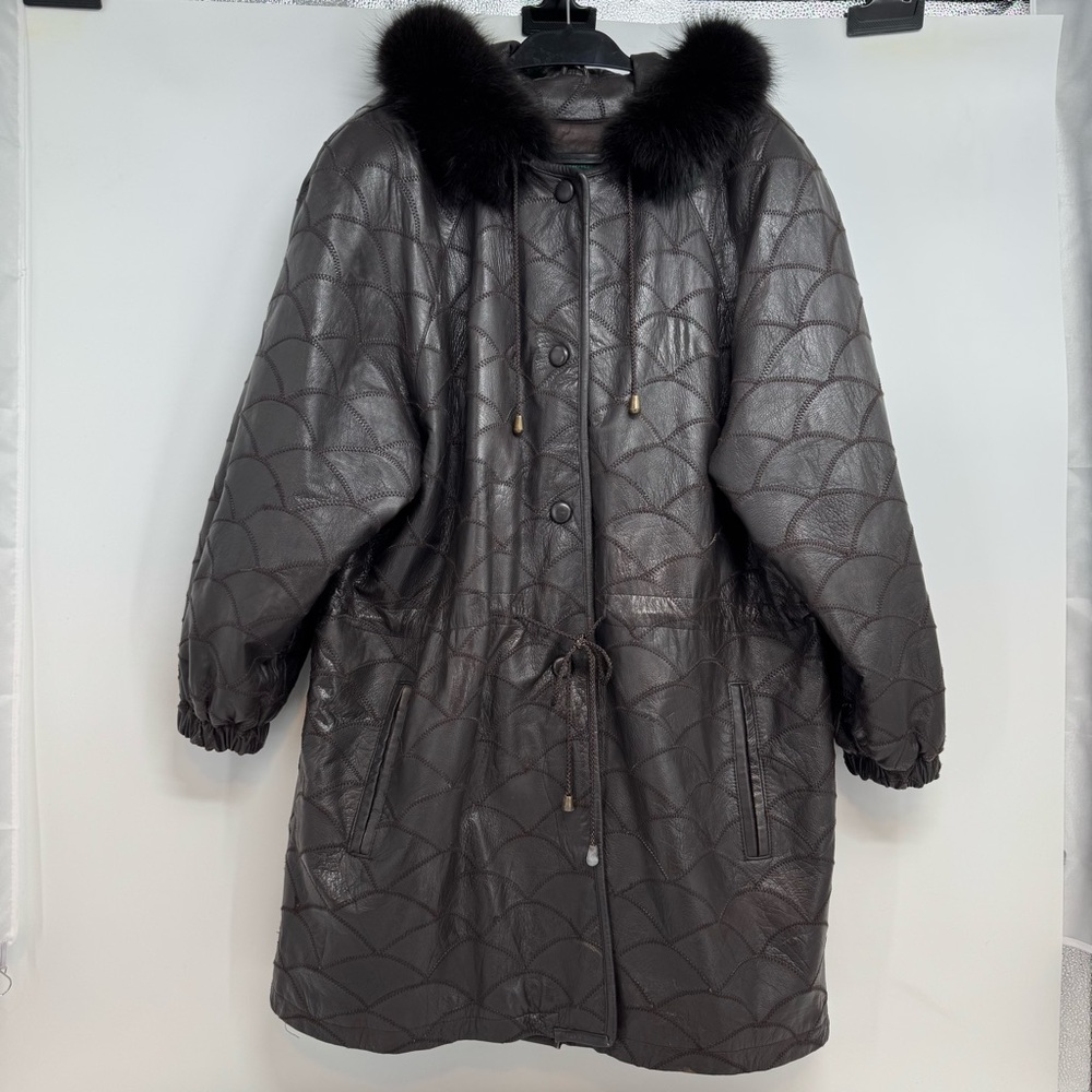 Vintage David Green Anchorage Alaska Leather  And Fur Trim Coat Size L/XL  Brown